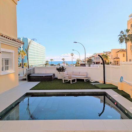 Spacious Villa With Private Pool And Beach Views El Moncayo Bagian luar foto