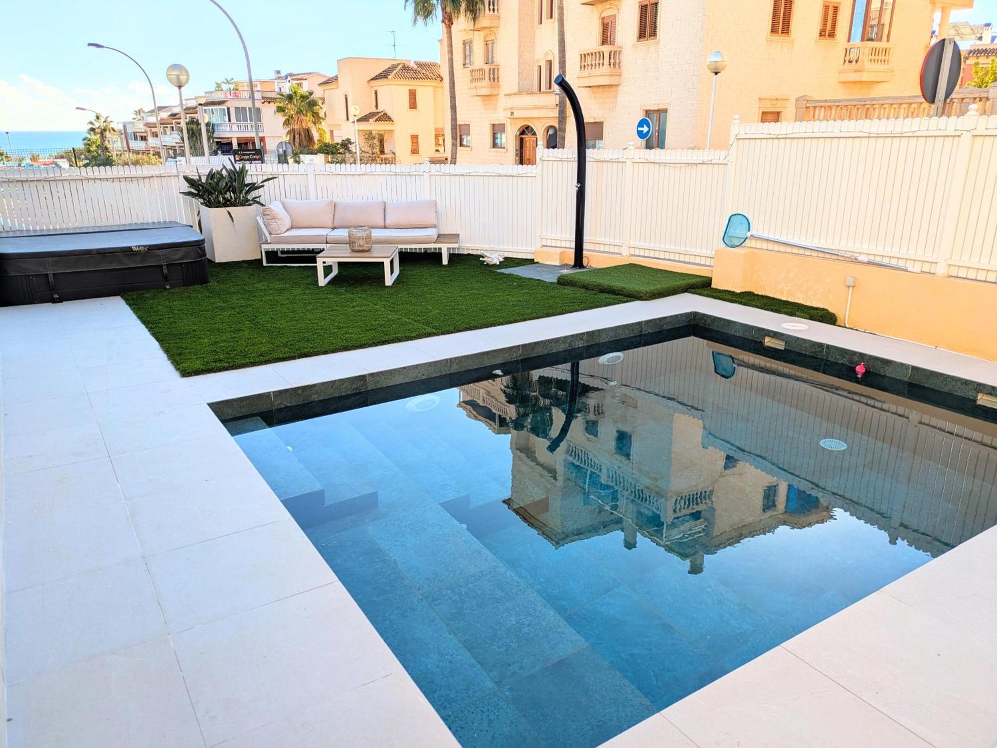 Spacious Villa With Private Pool And Beach Views El Moncayo Bagian luar foto